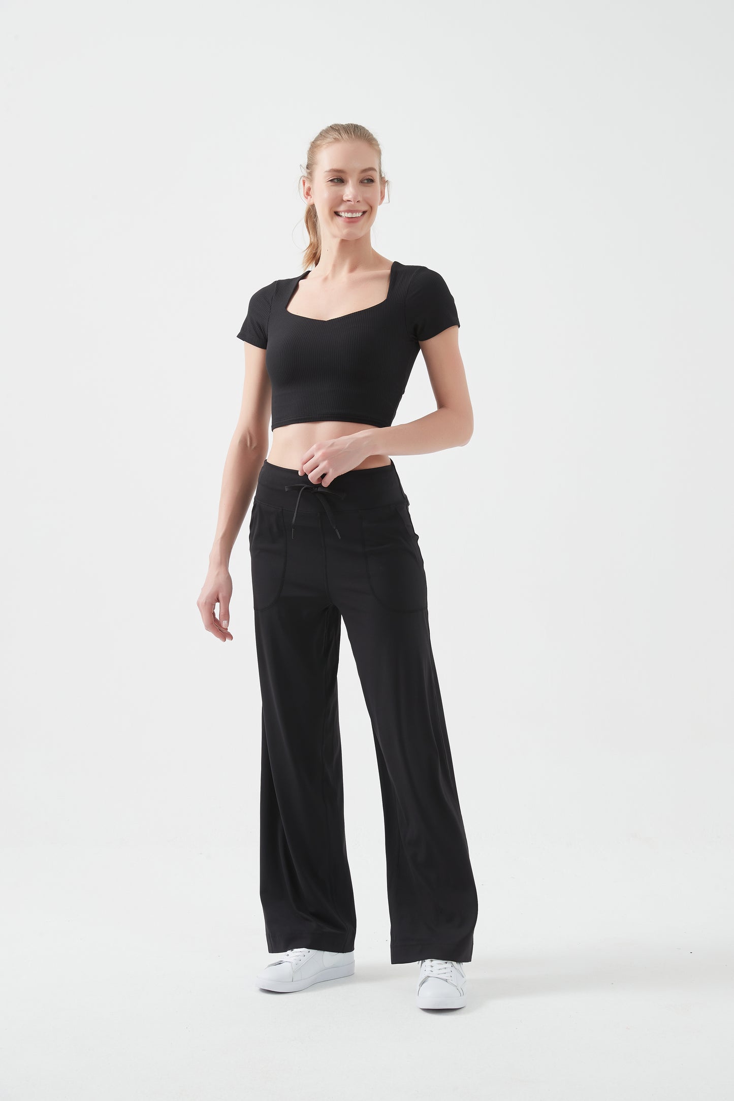 JIOSE DRAWSTRING PANTS WITH POCKETS | EVERYDAY-WEAR