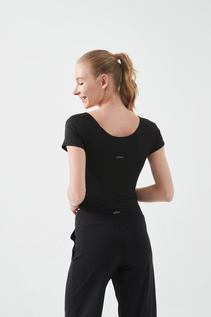 JIOSE CROSS-PLEATING T-SHIRT | EVERYDAY-WEAR & WORKOUTS