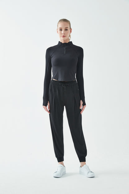 JIOSE AU | FITTED HALF-ZIP PULLOVER | LOW INTENSITY